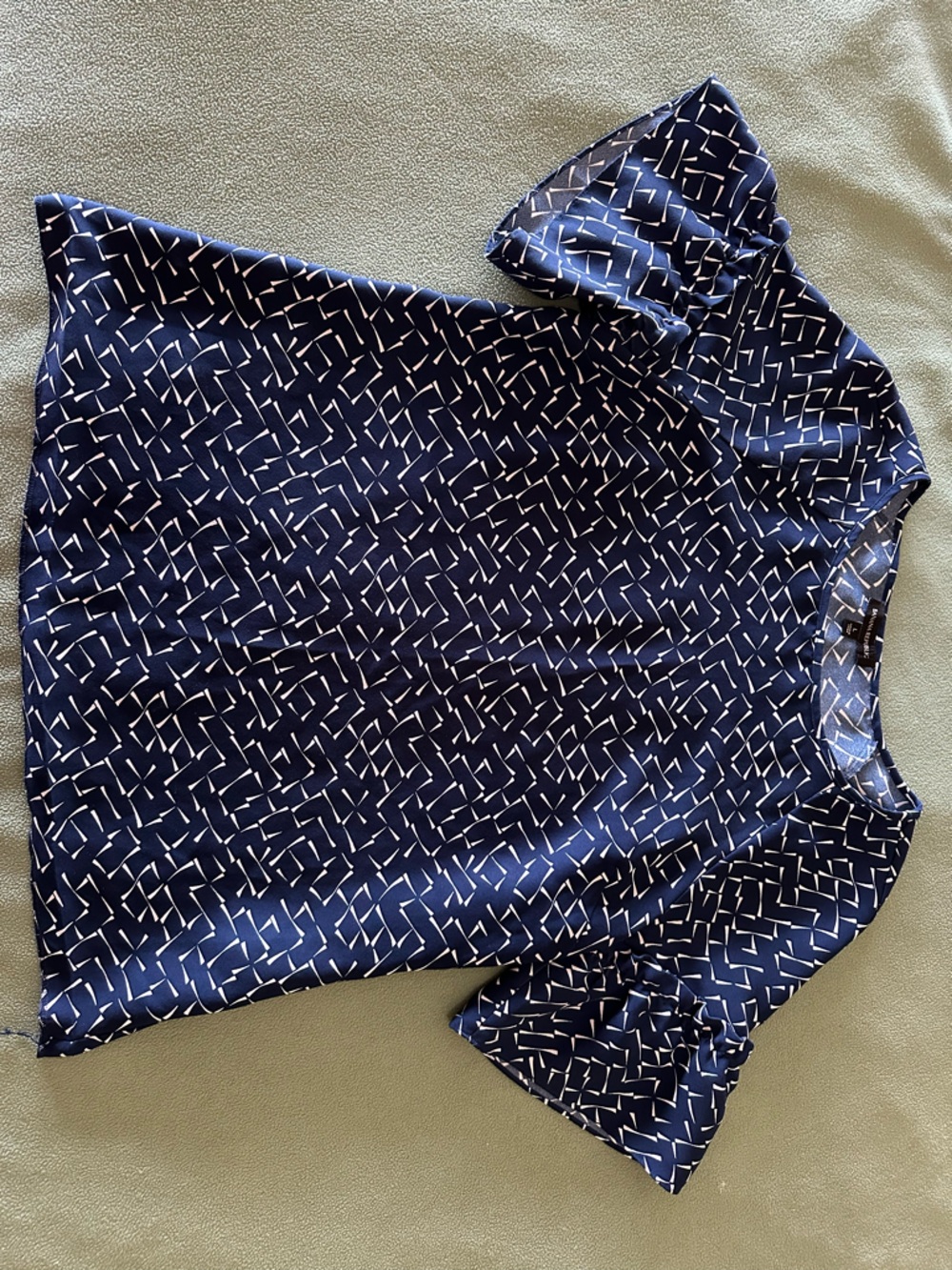 Banana Republic Navy Blue Printed Blouse - Size L